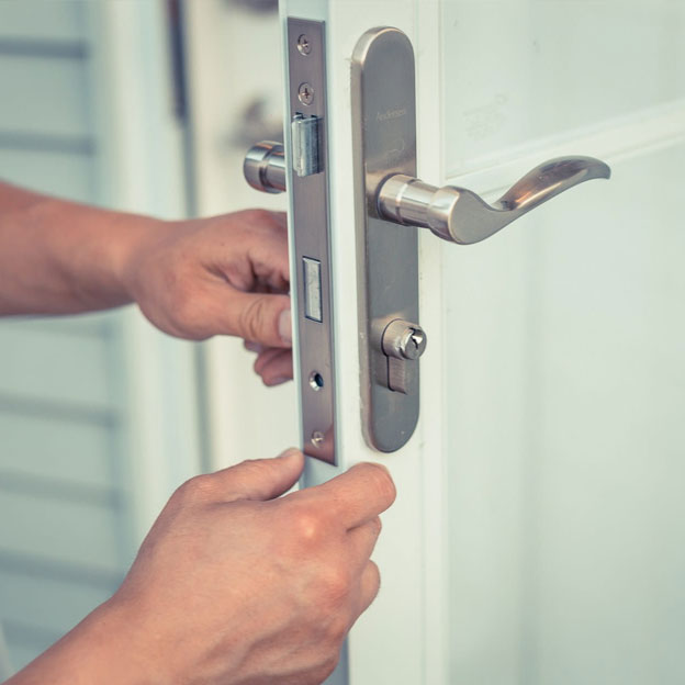door unlock service dubai for Keymaster Dubai
            