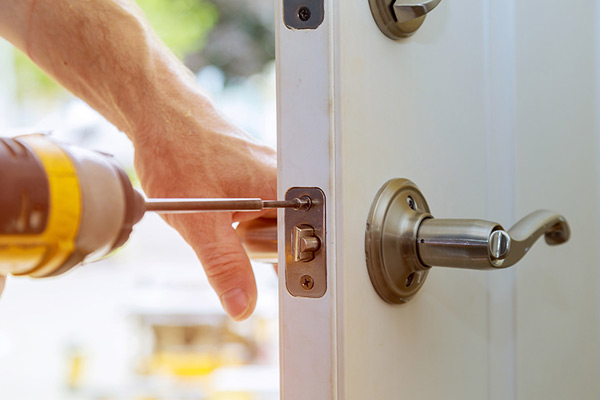 door lock change dubai for Keymaster Dubai
                
